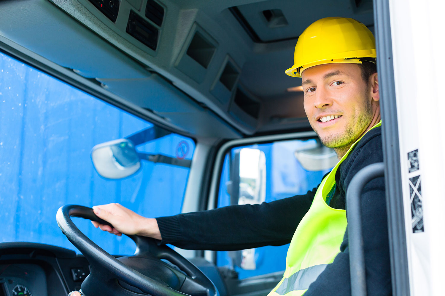 Solicito choferes con licencia CDL clase "A"