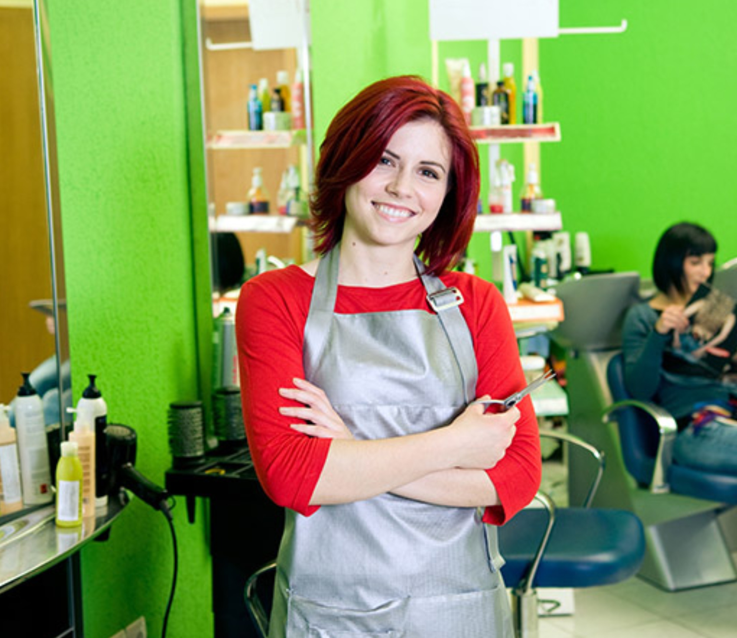 Solicito estilista con licencia y experiencia