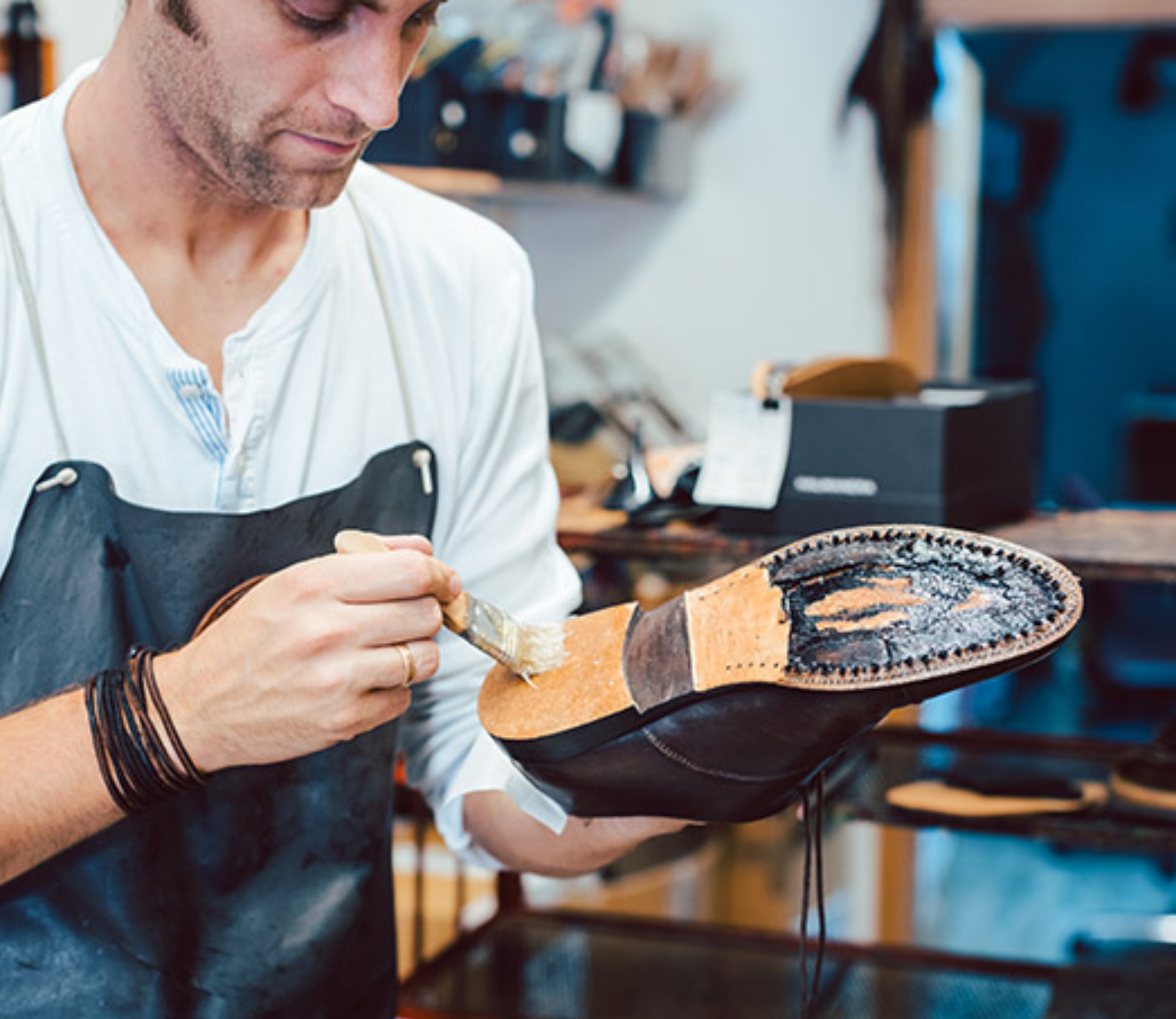 Buscamos zapatero con experiencia
