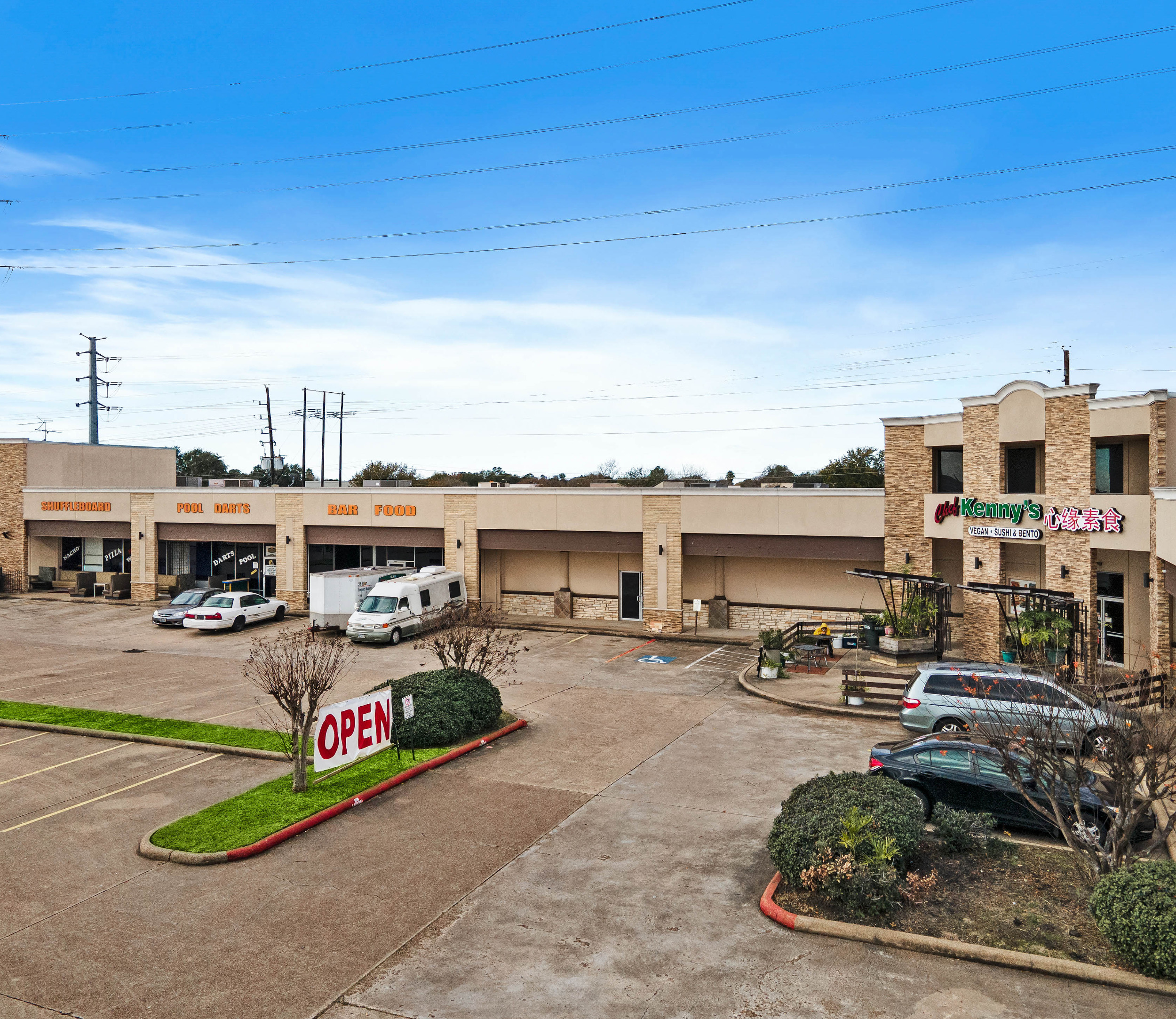 Espacio comercial en renta 6186A-6108