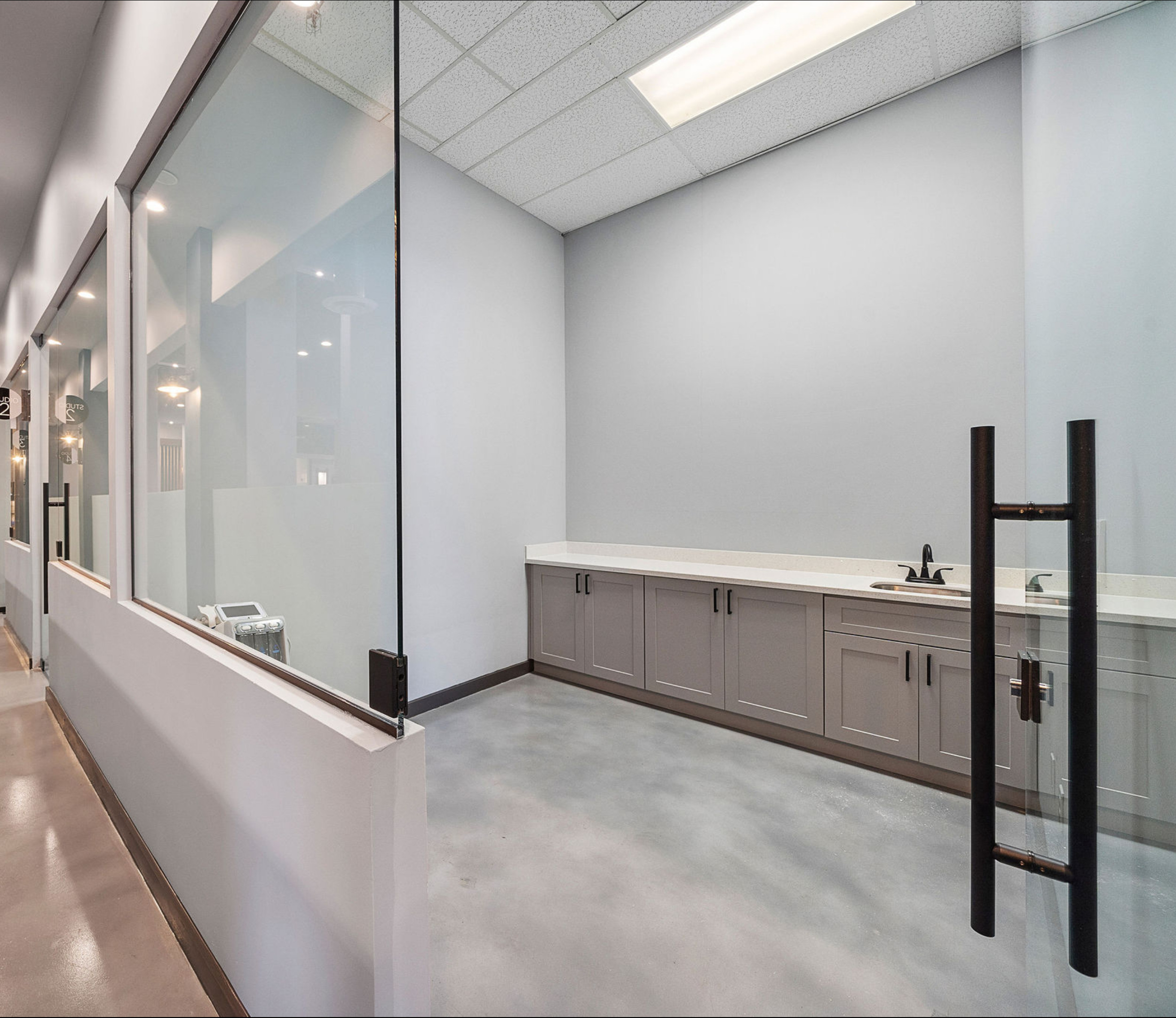 Suite de salón disponible para renta en un salón