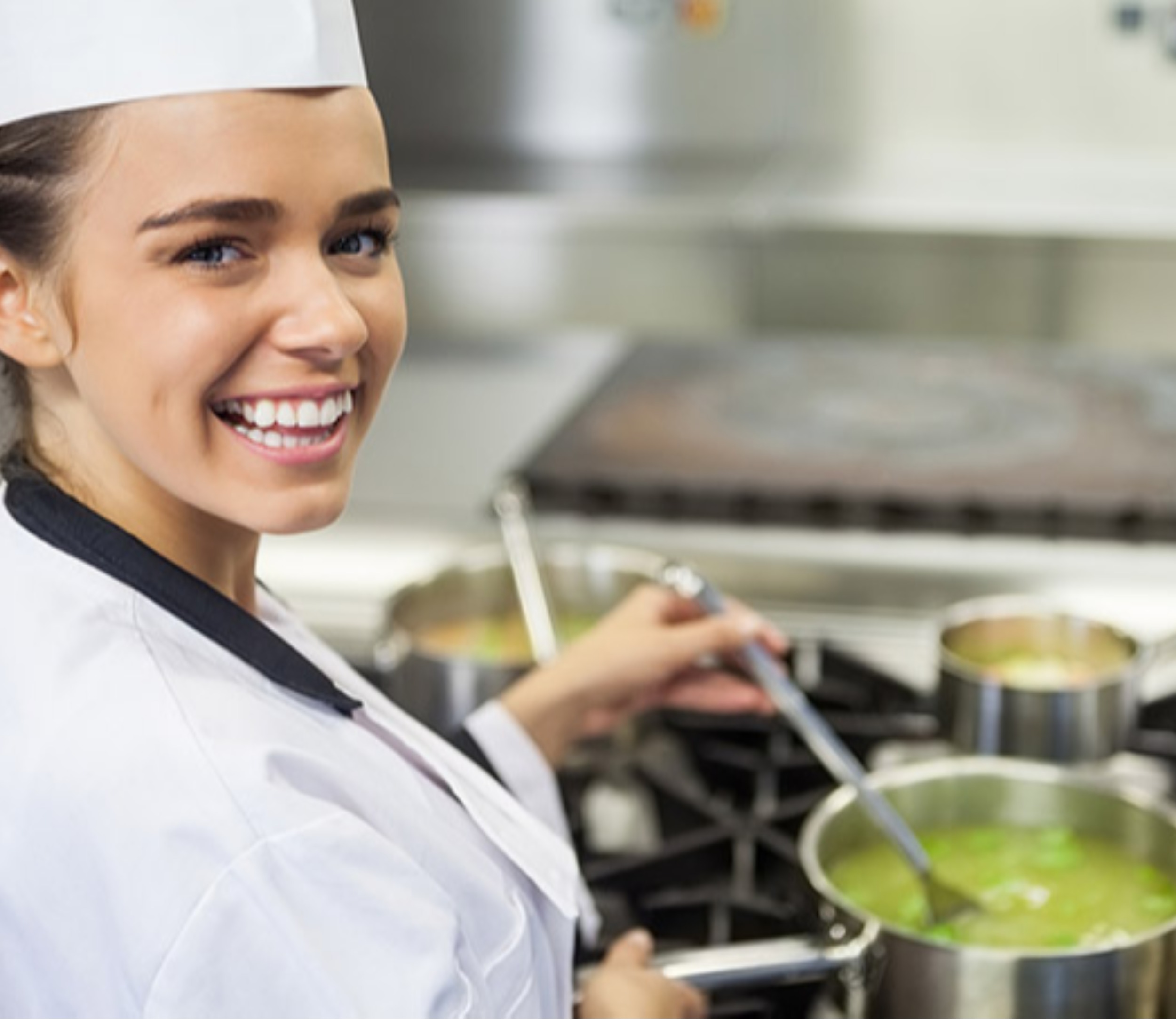 Solicito persona para cocina "full time"