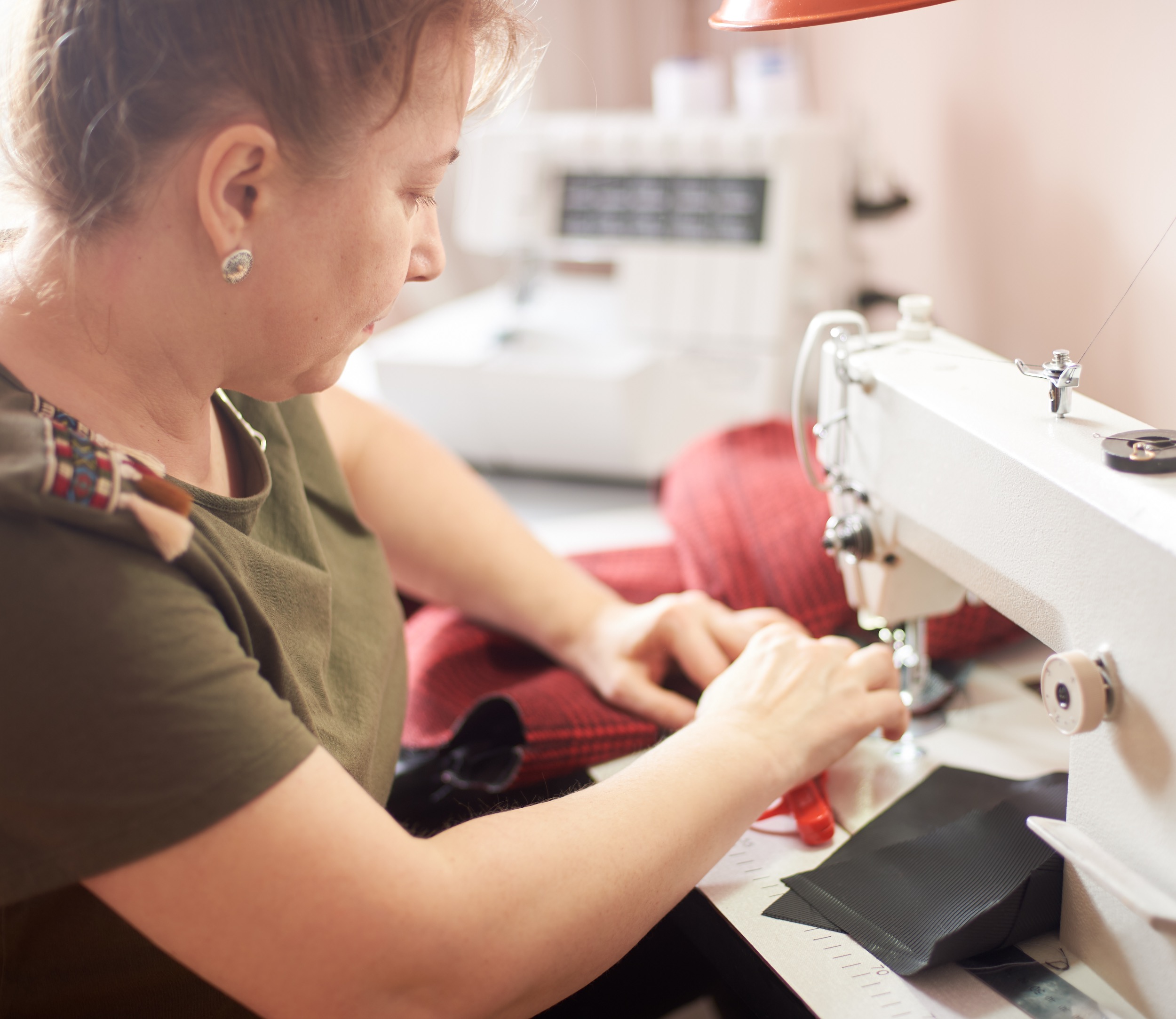 Se Solicitan Costureras con experiencia