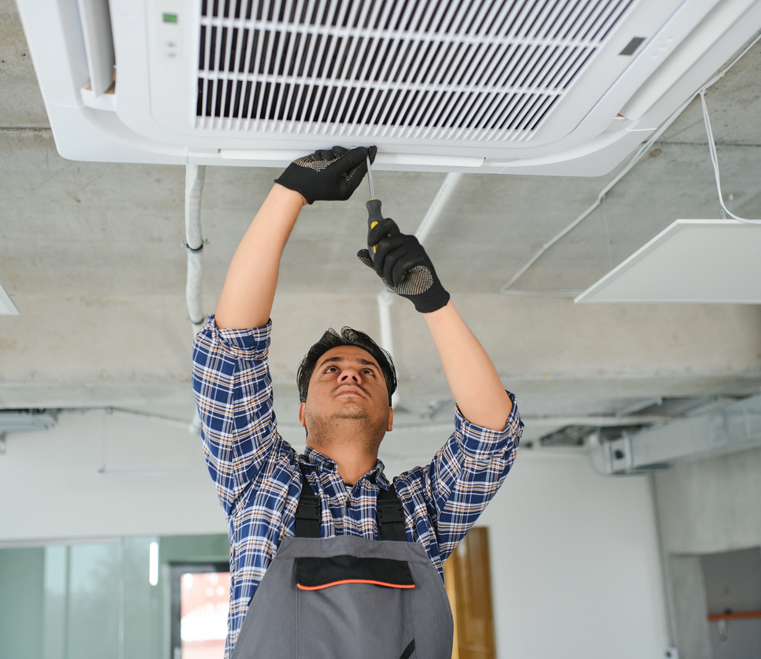 HVAC TECHNICIAN -¡EXCELENTE PAGO!