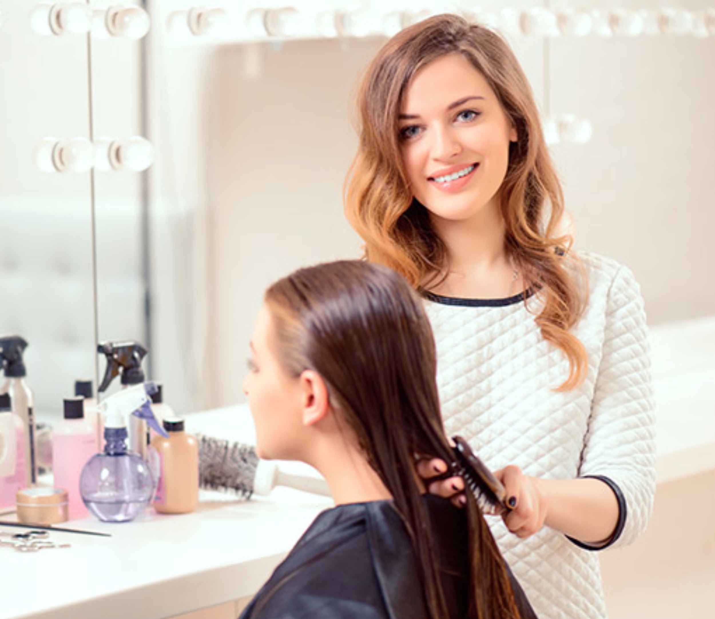 Holiday Special Salon: partial highlights, haircut and more