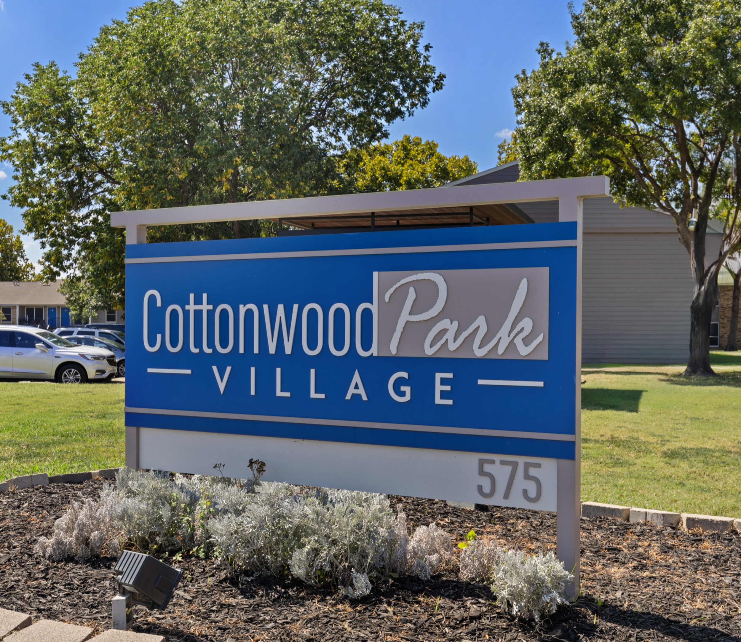 Cottonwood Park Village - Grand Prairie, TX