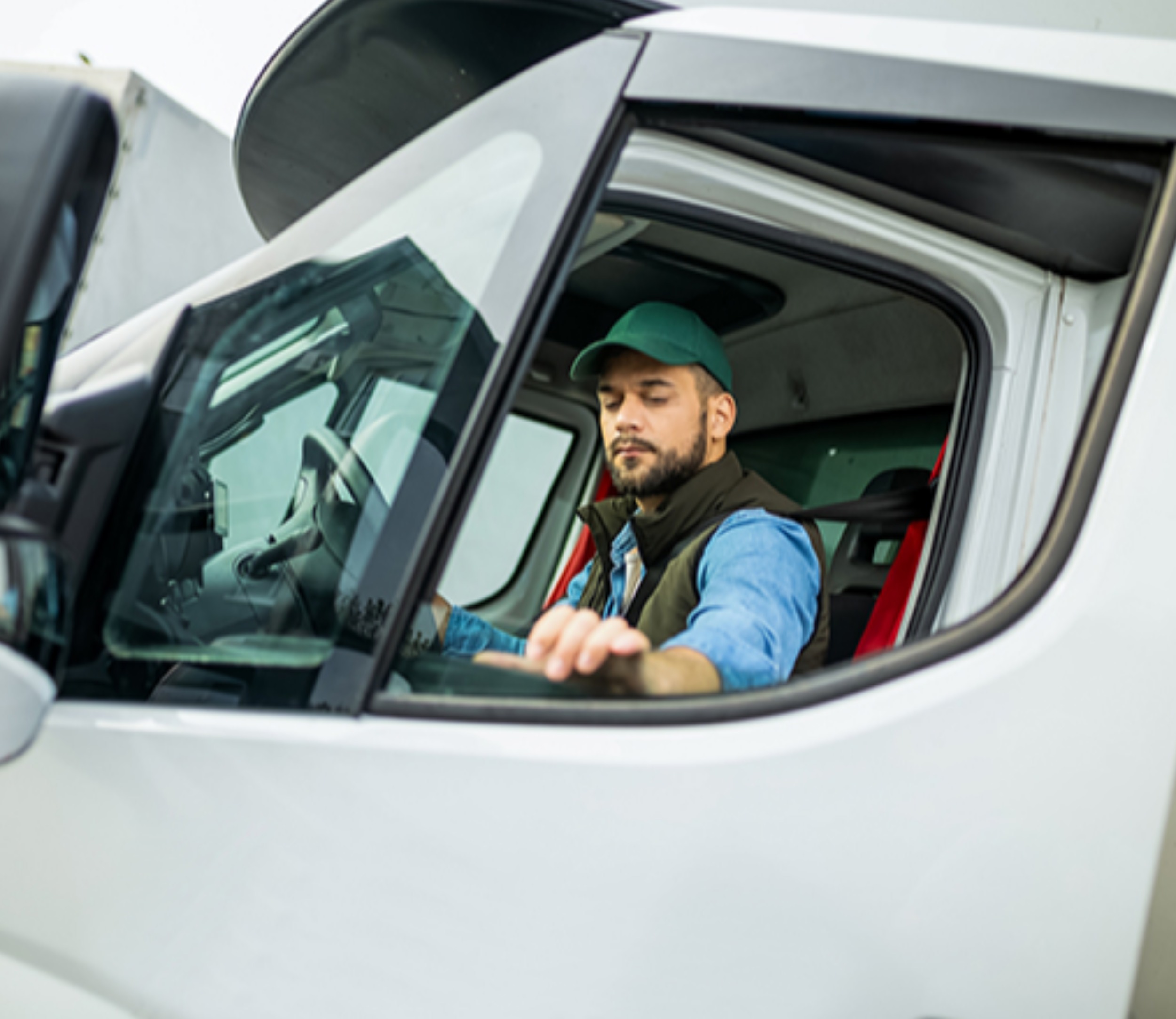 Solicito dos conductores bilingües