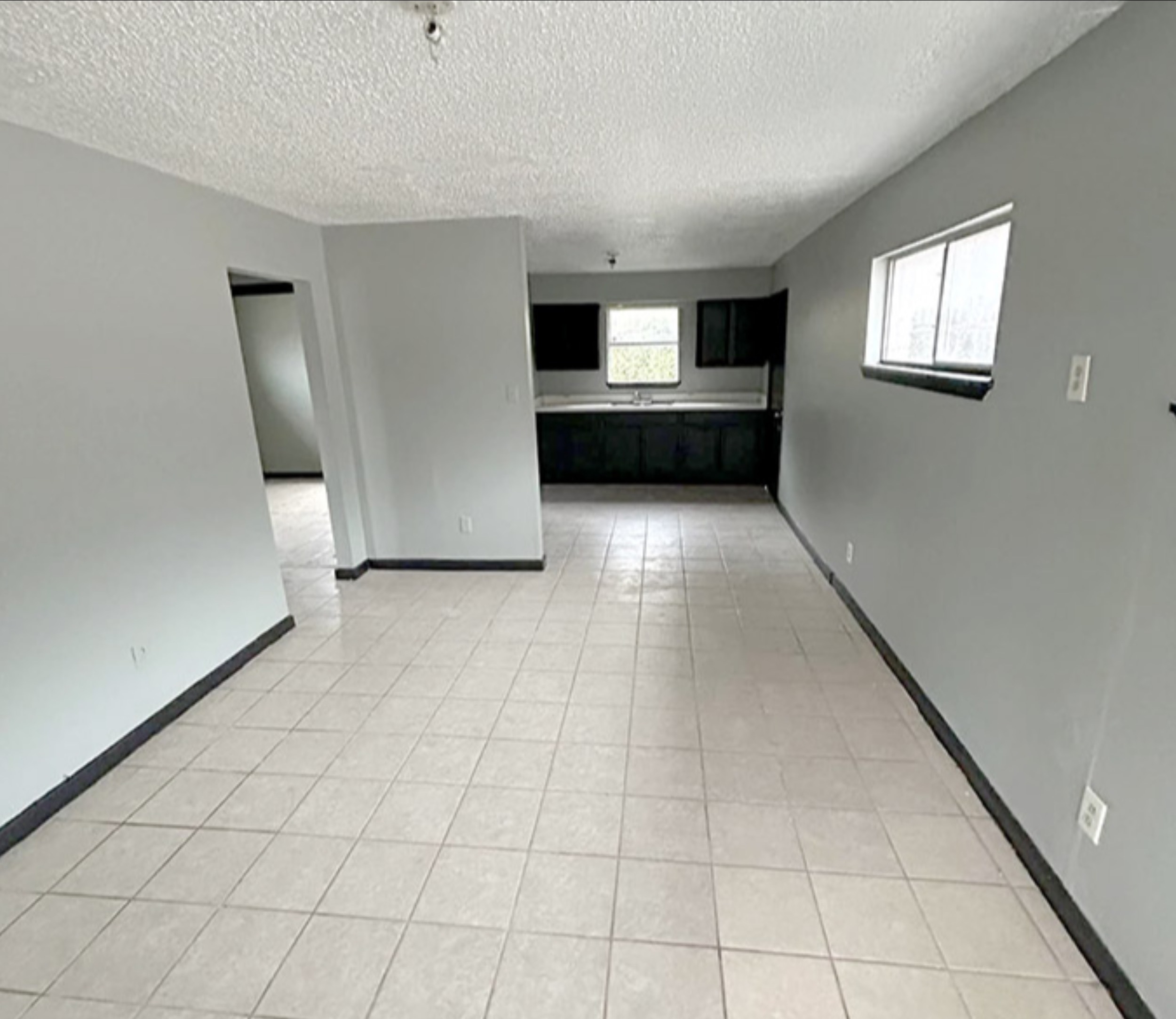 Se renta apartamento. En especial primer mes $99.00.