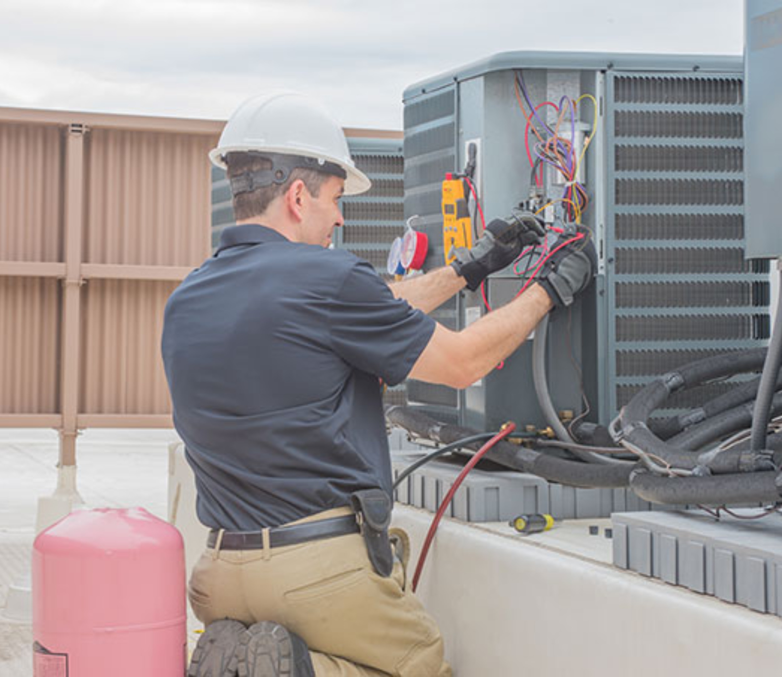 Hamilton Park Apts. Looking for a maintenance person